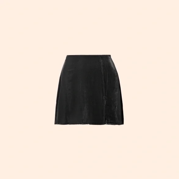 1HR SALE ⚡Reformation Cleo Skirt (Black)